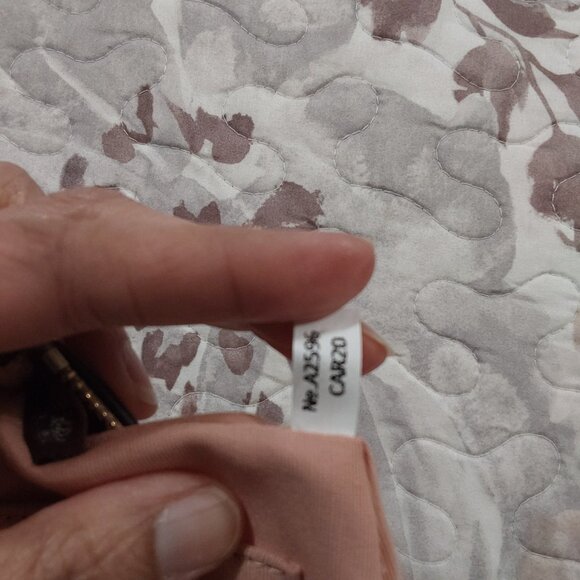 *** BUNDLE FOR   @kathytreto NWT Coach Floral Wristlet - Picture 7 of 8